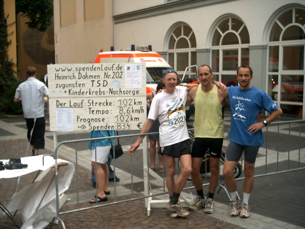102 km geschafft - meine Lauffreunde: Frank und J�rg
